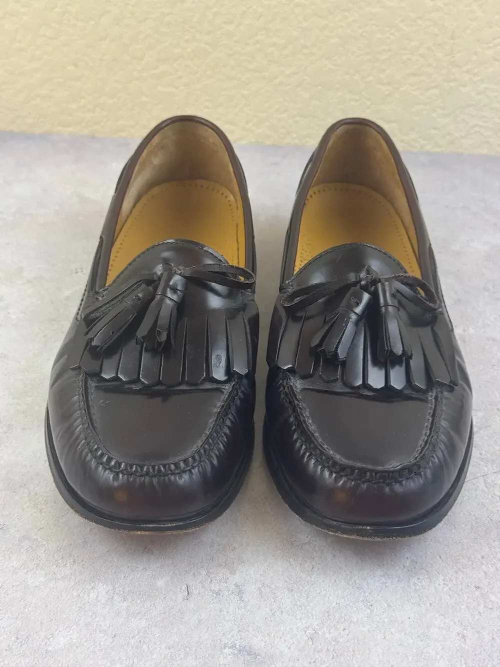 Cole Haan Burgundy Leather Tassel Loafer Men's Dress Shoes Size 9.5 D